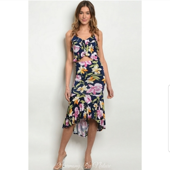 Harmony In Nature Dresses & Skirts - NWT Harmony In Nature 2pc Floral Crop Top High-Low Midi Skirt Set Navy Blue L